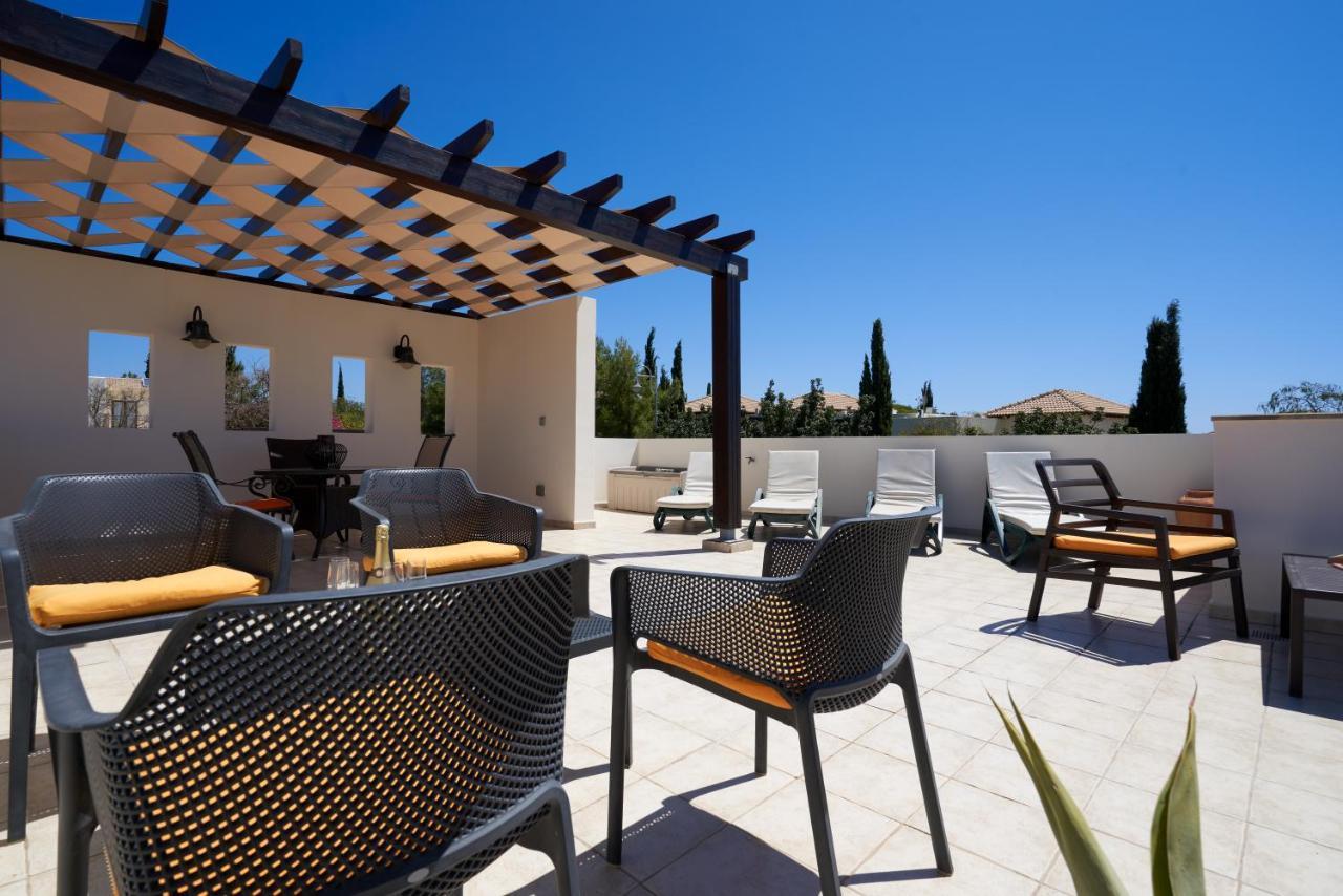 3 Bedroom Villa Madelini With Private Pool, Aphrodite Hills Resort Kouklia Eksteriør billede