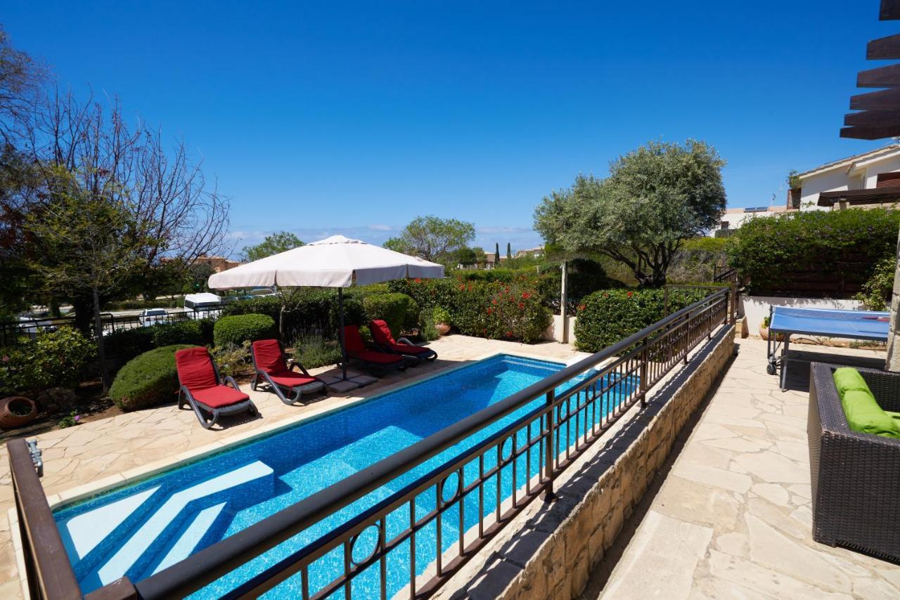 3 Bedroom Villa Madelini With Private Pool, Aphrodite Hills Resort Kouklia Eksteriør billede
