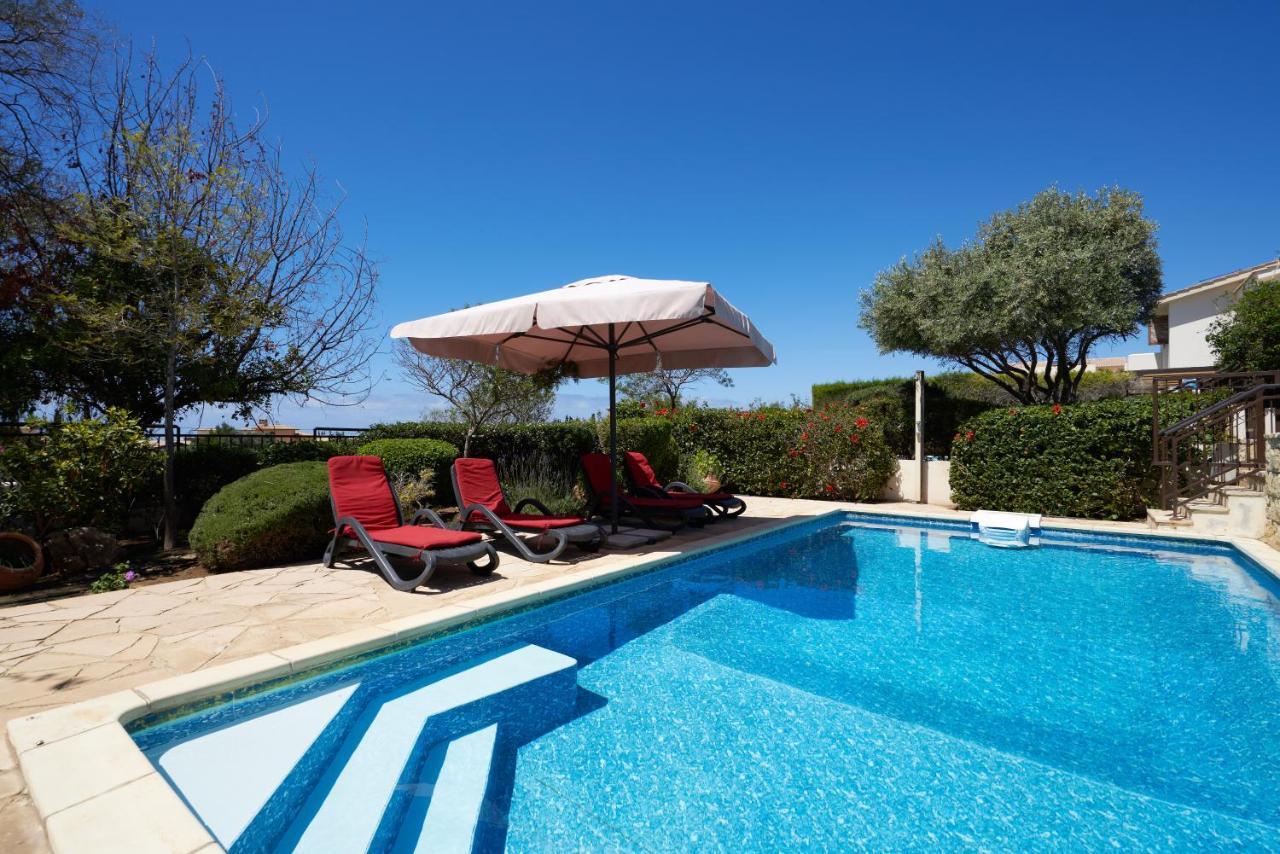 3 Bedroom Villa Madelini With Private Pool, Aphrodite Hills Resort Kouklia Eksteriør billede